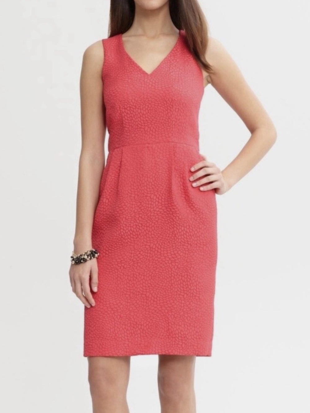 Banana Republic - Textured V-Neck Cocktail Dress - Size 4 - tomato red
